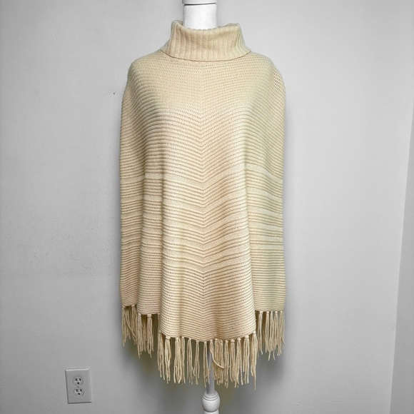 TALBOTS 100% Wool Ivory Cream Turtleneck Poncho with Fringe Made in Japan S/M - Picture 4 of 14